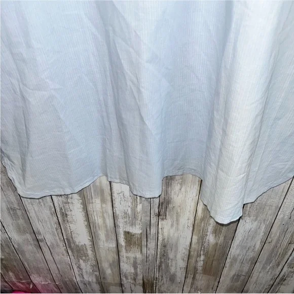 Soft Surroundings Light Blue Double Pocket Tunic - Picture 2 of 6